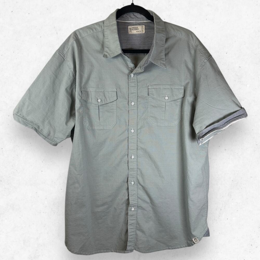 Free Planet Button Down Shirt Men's Size 2X Gray Color Casual